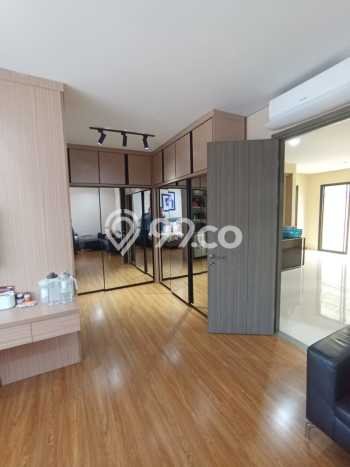 Rumah Elit Modern Tanpa Renovasi di BSD Green Wich Tangerang Rumah Elit Modern Tanpa Renovasi di BSD Green Wich Tangerang