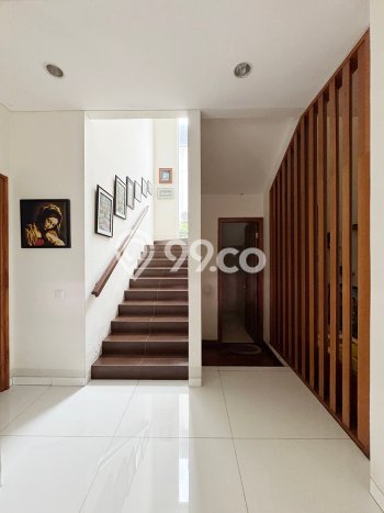 Ready to Use! Premium House LT 774m2 Desain Modern di BSD Green Wich Ready to Use! Premium House LT 774m2 Desain Modern di BSD Green Wich