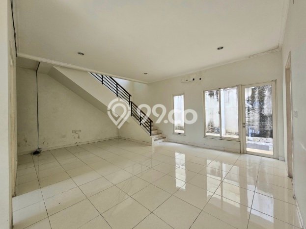 Dijual Rumah Mewah Elegan Dengan View Cantik di Gading Serpong The Spring, Tangerang Dijual Rumah Mewah Elegan Dengan View Cantik di Gading Serpong The Spring, Tangerang
