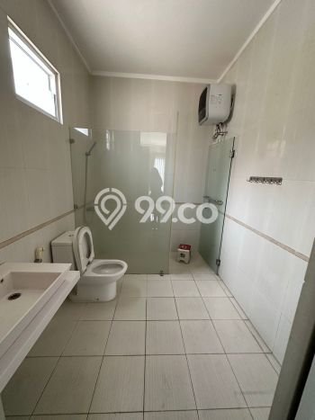 Rumah Elit Modern Tanpa Renovasi di BSD De Park Tangerang Rumah Elit Modern Tanpa Renovasi di BSD De Park Tangerang