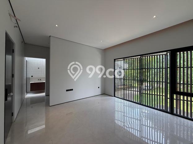 Rumah Luxury Modern Tanpa Renovasi di BSD Eminent Tangerang Rumah Luxury Modern Tanpa Renovasi di BSD Eminent Tangerang