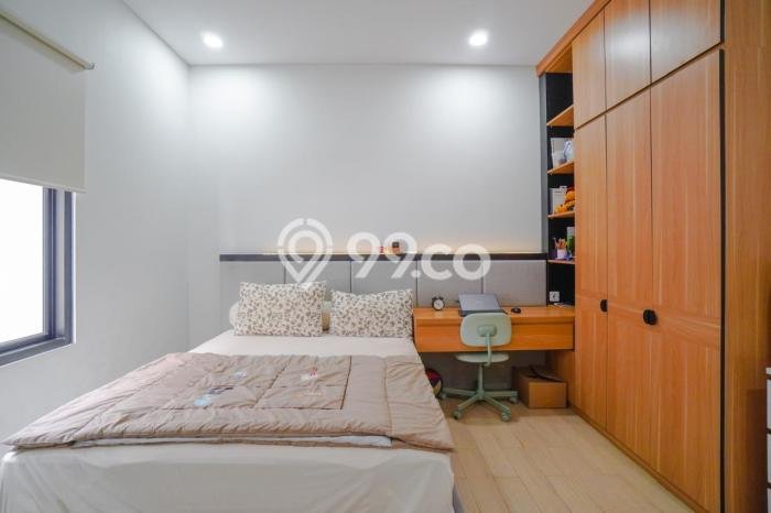 Rumah Elit Modern Tanpa Renovasi di Gading Serpong Tangerang Rumah Elit Modern Tanpa Renovasi di Gading Serpong Tangerang
