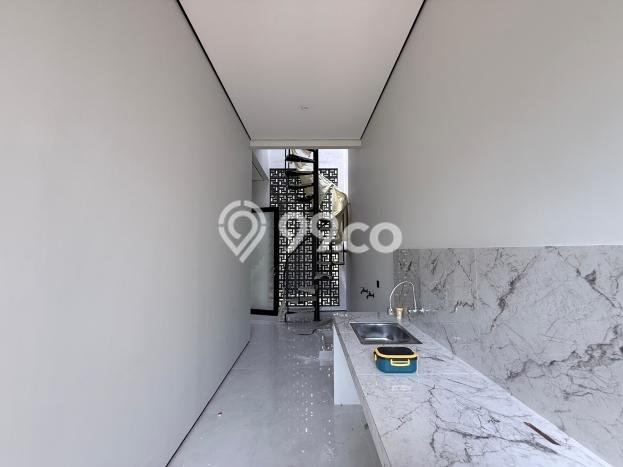 Rumah Luxury Modern Tanpa Renovasi di BSD Eminent Tangerang Rumah Luxury Modern Tanpa Renovasi di BSD Eminent Tangerang