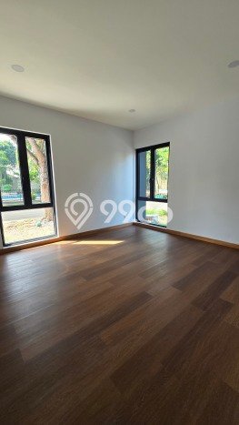 Hunian Mewah LB 700m2 Siap Pakai Desain Elegan di Alam Sutera, Tangerang Hunian Mewah LB 700m2 Siap Pakai Desain Elegan di Alam Sutera, Tangerang