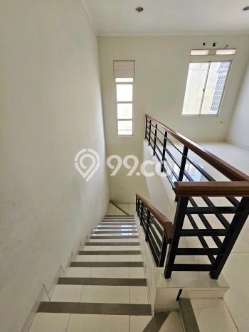 Dijual Rumah Mewah Elegan Dengan View Cantik di Gading Serpong The Spring, Tangerang Dijual Rumah Mewah Elegan Dengan View Cantik di Gading Serpong The Spring, Tangerang