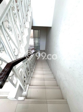 Jual Rumah Mewah Elegan Dengan View Eksklusif di Jakarta Garden City, Jakarta Timur Jual Rumah Mewah Elegan Dengan View Eksklusif di Jakarta Garden City, Jakarta Timur