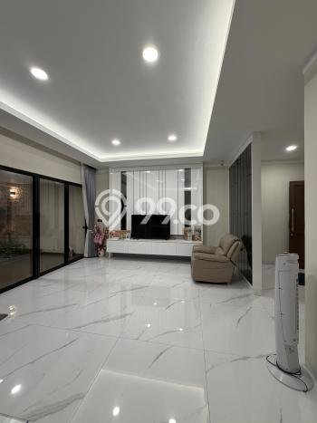 Rumah Elit Modern Tanpa Renovasi di Alam Sutera Tangerang Rumah Elit Modern Tanpa Renovasi di Alam Sutera Tangerang