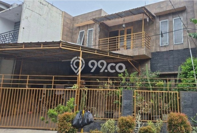 For Sale Hunian Rumah Terawat 4 KT di Serpong Villa Melati Mas, Tangerang Selatan For Sale Hunian Rumah Terawat 4 KT di Serpong Villa Melati Mas, Tangerang Selatan