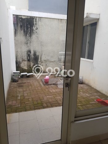 Disewakan Rumah Harga Terjangkau di Gading Serpong The Spring Tangerang dengan 2 KT Disewakan Rumah Harga Terjangkau di Gading Serpong The Spring Tangerang dengan 2 KT