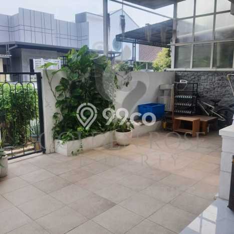 Jual Rumah Mewah Elegan Dengan View Eksklusif di Gading Serpong, Tangerang Jual Rumah Mewah Elegan Dengan View Eksklusif di Gading Serpong, Tangerang