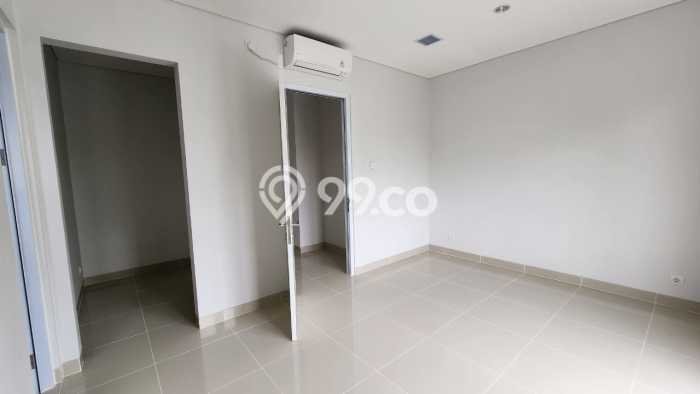Jual Rumah Luas Megah Dengan View Cantik di Gading Serpong, Tangerang Jual Rumah Luas Megah Dengan View Cantik di Gading Serpong, Tangerang