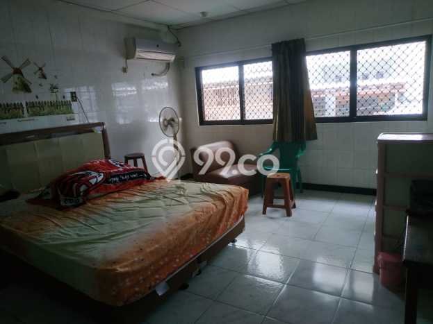 Dijual Hunian Rumah Terawat 3 Kamar di Angke, Jakarta Barat Dijual Hunian Rumah Terawat 3 Kamar di Angke, Jakarta Barat