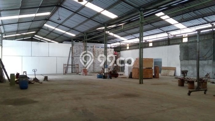 Pabrik Strategis Kawasan Cikupa, Luas 1000m2m², Area Komersial, Dekat Cikupa, Tangerang, Tangerang Pabrik Strategis Kawasan Cikupa, Luas 1000m2m², Area Komersial, Dekat Cikupa, Tangerang, Tangerang