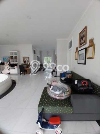 Dijual Rumah Premium dengan Fasilitas Sekitar Lengkap di BSD, Tangerang Selatan Dijual Rumah Premium dengan Fasilitas Sekitar Lengkap di BSD, Tangerang Selatan
