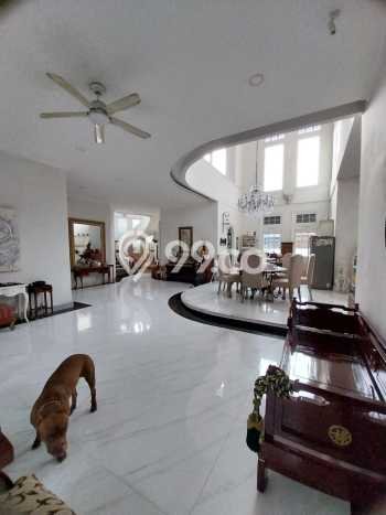 Dijual Rumah Premium dengan Fasilitas Sekitar Lengkap di BSD, Tangerang Selatan Dijual Rumah Premium dengan Fasilitas Sekitar Lengkap di BSD, Tangerang Selatan
