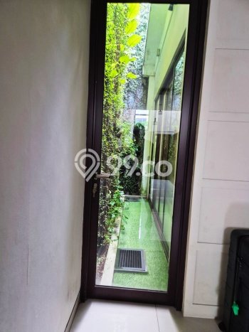 Ready to Use! Premium House LT 160m2 Desain Modern di BSD Green Wich Ready to Use! Premium House LT 160m2 Desain Modern di BSD Green Wich