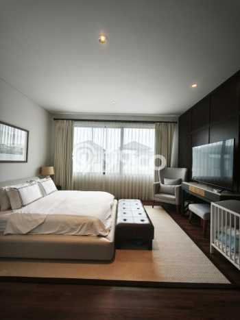Rumah Eksklusif Siap Huni LT 298m2 di BSD, Tangerang Selatan Rumah Eksklusif Siap Huni LT 298m2 di BSD, Tangerang Selatan