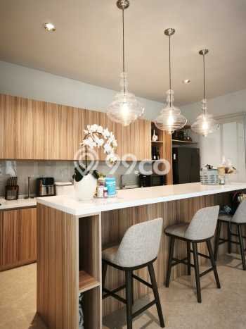 Rumah Eksklusif Siap Huni LT 298m2 di BSD, Tangerang Selatan Rumah Eksklusif Siap Huni LT 298m2 di BSD, Tangerang Selatan