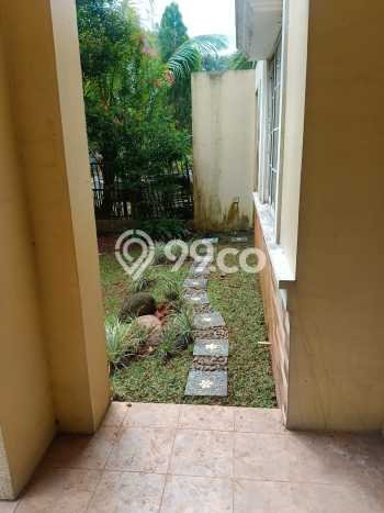 Rumah Eksklusif Siap Huni LT 380m2 di BSD, Tangerang Selatan Rumah Eksklusif Siap Huni LT 380m2 di BSD, Tangerang Selatan