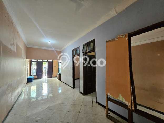 Disewakan Segera Rumah Kondisi Baik di Area Semarang Tengah, Semarang Disewakan Segera Rumah Kondisi Baik di Area Semarang Tengah, Semarang