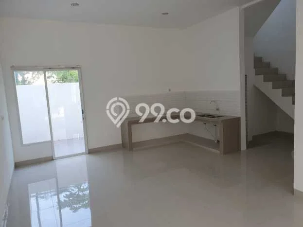 Lokasi terbaik! Rumah siap huni dikontrakkan di Medan Johor LB 126m2 Lokasi terbaik! Rumah siap huni dikontrakkan di Medan Johor LB 126m2