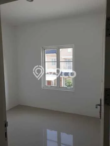 Lokasi terbaik! Rumah siap huni dikontrakkan di Medan Johor LB 126m2 Lokasi terbaik! Rumah siap huni dikontrakkan di Medan Johor LB 126m2