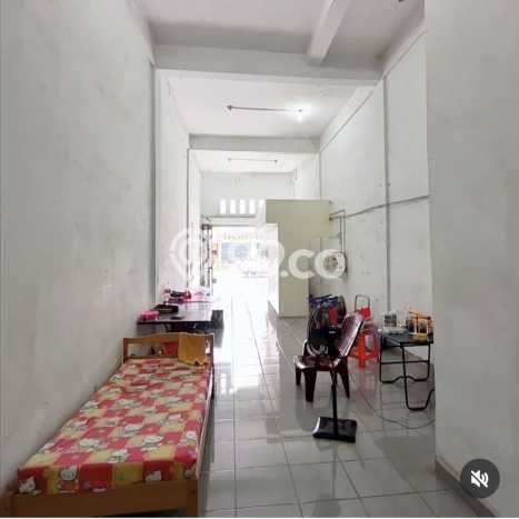Disewakan Ruko komersial di Medan Barat luas bangunan 224m2 Disewakan Ruko komersial di Medan Barat luas bangunan 224m2