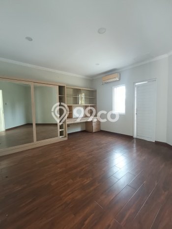 Jual Rumah Mewah Elegan Dengan View Cantik di Bintaro, Tangerang Selatan Jual Rumah Mewah Elegan Dengan View Cantik di Bintaro, Tangerang Selatan