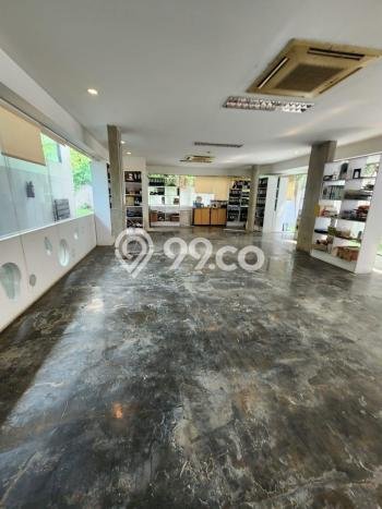 Kantor Dijual di Prime Area Jakarta Selatan Luas 1044m2 Kantor Dijual di Prime Area Jakarta Selatan Luas 1044m2
