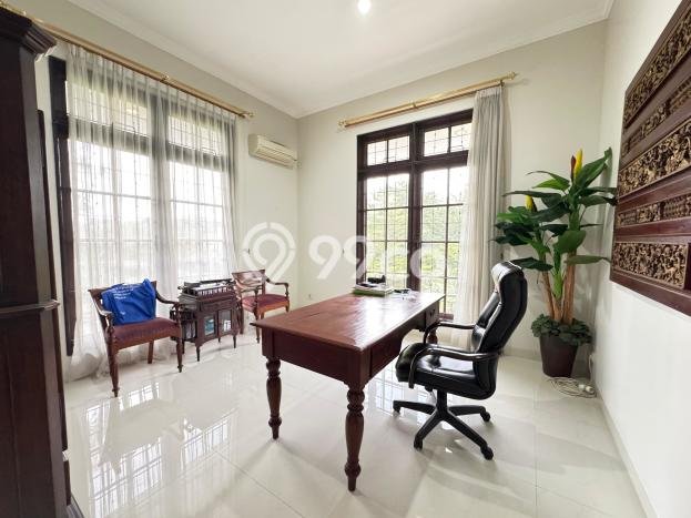 Rumah Luxury Modern Siap Huni di Cinere Jakarta Selatan Rumah Luxury Modern Siap Huni di Cinere Jakarta Selatan