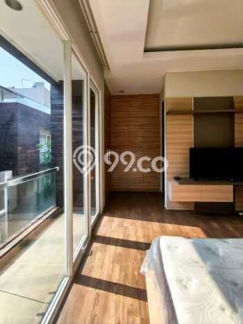 Jual Rumah Luas Megah Dengan View Eksklusif di Kemang, Jakarta Selatan Jual Rumah Luas Megah Dengan View Eksklusif di Kemang, Jakarta Selatan