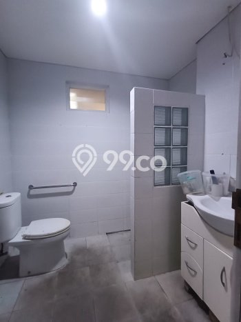 Siap Huni Hunian Elit 7 Kamar di Kebayoran Baru Dekat ke Mana Pun Siap Huni Hunian Elit 7 Kamar di Kebayoran Baru Dekat ke Mana Pun