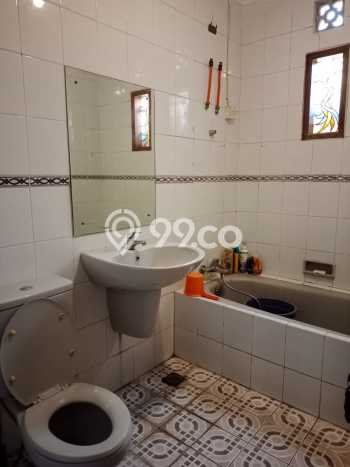 Dijual Rumah Premium dengan Fasilitas Sekitar Lengkap di Cinere, Depok Dijual Rumah Premium dengan Fasilitas Sekitar Lengkap di Cinere, Depok