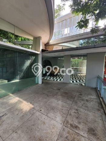 Kantor Dijual di Prime Area Jakarta Selatan Luas 1044m2 Kantor Dijual di Prime Area Jakarta Selatan Luas 1044m2