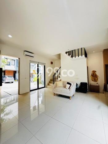 Rumah Luas Asri 3 KT Siap Pakai di Cinere Jakarta Selatan Rumah Luas Asri 3 KT Siap Pakai di Cinere Jakarta Selatan