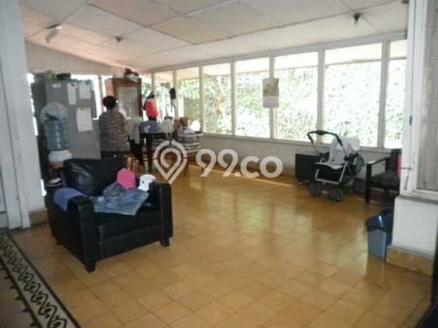 Ready to Use! Luxury House LT 466m2 Desain Modern di Cawang Ready to Use! Luxury House LT 466m2 Desain Modern di Cawang