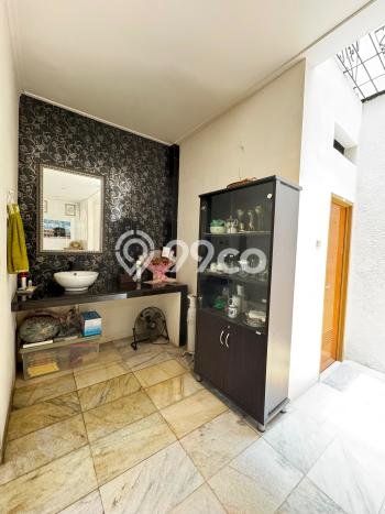 Siap Huni Rumah Mewah 5 Kamar di Cinere Dekat ke Mana Saja Siap Huni Rumah Mewah 5 Kamar di Cinere Dekat ke Mana Saja