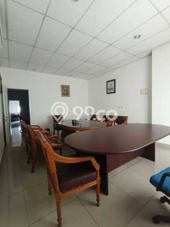 Unit Ruko Dijual di Jakarta Selatan LT 112m2 & LB 216m2 Unit Ruko Dijual di Jakarta Selatan LT 112m2 & LB 216m2