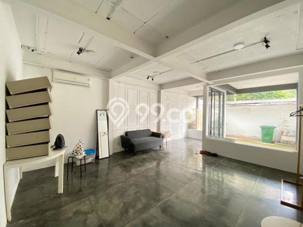 For Sale! Luxury House LT 1420m2 Desain Modern di Kemang For Sale! Luxury House LT 1420m2 Desain Modern di Kemang
