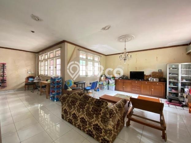 For Sale! Luxury House LT 1420m2 Desain Modern di Kemang For Sale! Luxury House LT 1420m2 Desain Modern di Kemang
