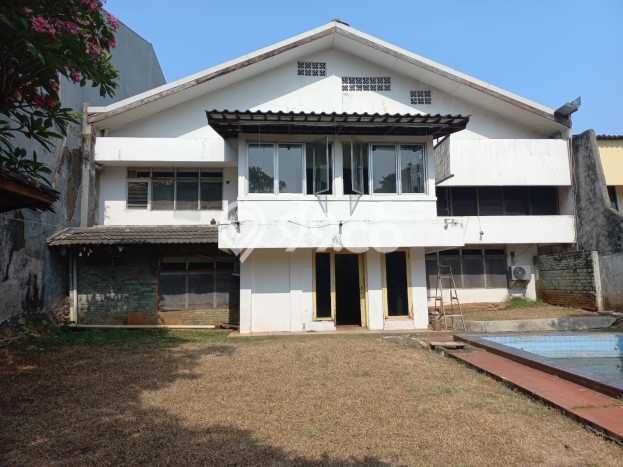 Hunian Elit LB 318m2 Siap Pakai Desain Elegan di Kemang, Jakarta Selatan Hunian Elit LB 318m2 Siap Pakai Desain Elegan di Kemang, Jakarta Selatan