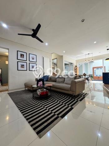 Hunian Elit LB 290m2 Siap Huni Desain Elegan di Lebak Bulus, Jakarta Selatan Hunian Elit LB 290m2 Siap Huni Desain Elegan di Lebak Bulus, Jakarta Selatan