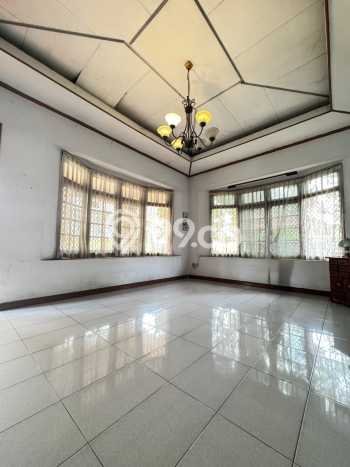 Jual Rumah Minimalis Bagus Punya 4 KT di Cinere Depok SHM Jual Rumah Minimalis Bagus Punya 4 KT di Cinere Depok SHM