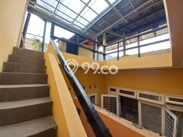 Hunian Cantik Minimalis Lb 150m2 di Cinere, Depok Hunian Cantik Minimalis Lb 150m2 di Cinere, Depok