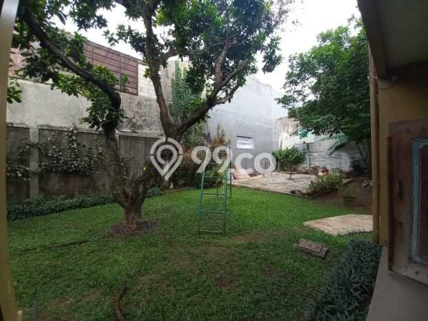 Dijual Tanah di Cinere Depok Luas 300m2 SHM Dijual Tanah di Cinere Depok Luas 300m2 SHM