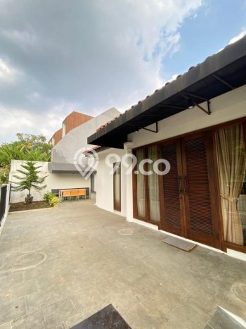 Hunian Mewah Dijual LT 280m2 di Cinere, Depok Hunian Mewah Dijual LT 280m2 di Cinere, Depok