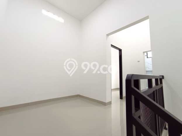 Rumah Strategis Modern Lb 110m2 di Ciputat, Tangerang Selatan Rumah Strategis Modern Lb 110m2 di Ciputat, Tangerang Selatan