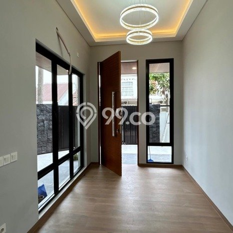 Hot Offer Hunian Mewah Ideal dan Luas di BSD, Tangerang Selatan Hot Offer Hunian Mewah Ideal dan Luas di BSD, Tangerang Selatan