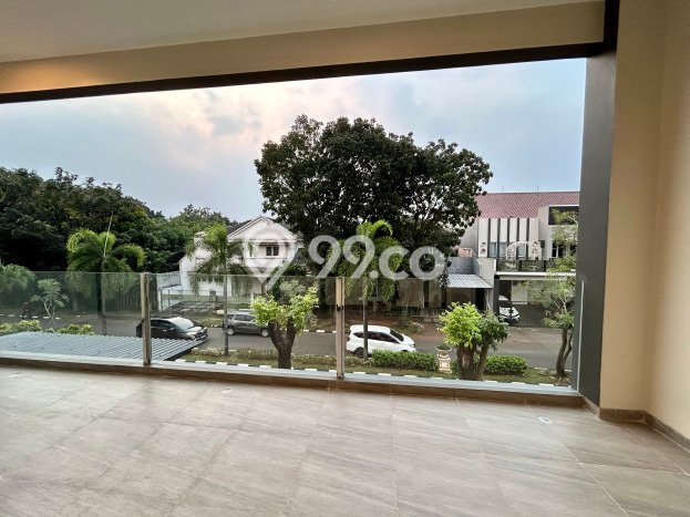 For Sale Rumah Mewah Exclusive di BSD, Tangerang Selatan For Sale Rumah Mewah Exclusive di BSD, Tangerang Selatan