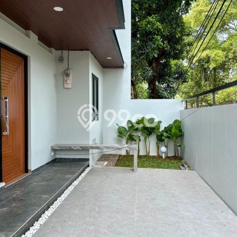 Hot Offer Hunian Mewah Ideal dan Luas di BSD, Tangerang Selatan Hot Offer Hunian Mewah Ideal dan Luas di BSD, Tangerang Selatan